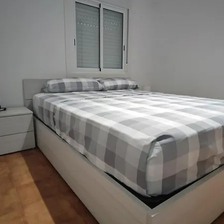 Apartamento Acogedor Alojamiento En Trinitat Vella Barcelona